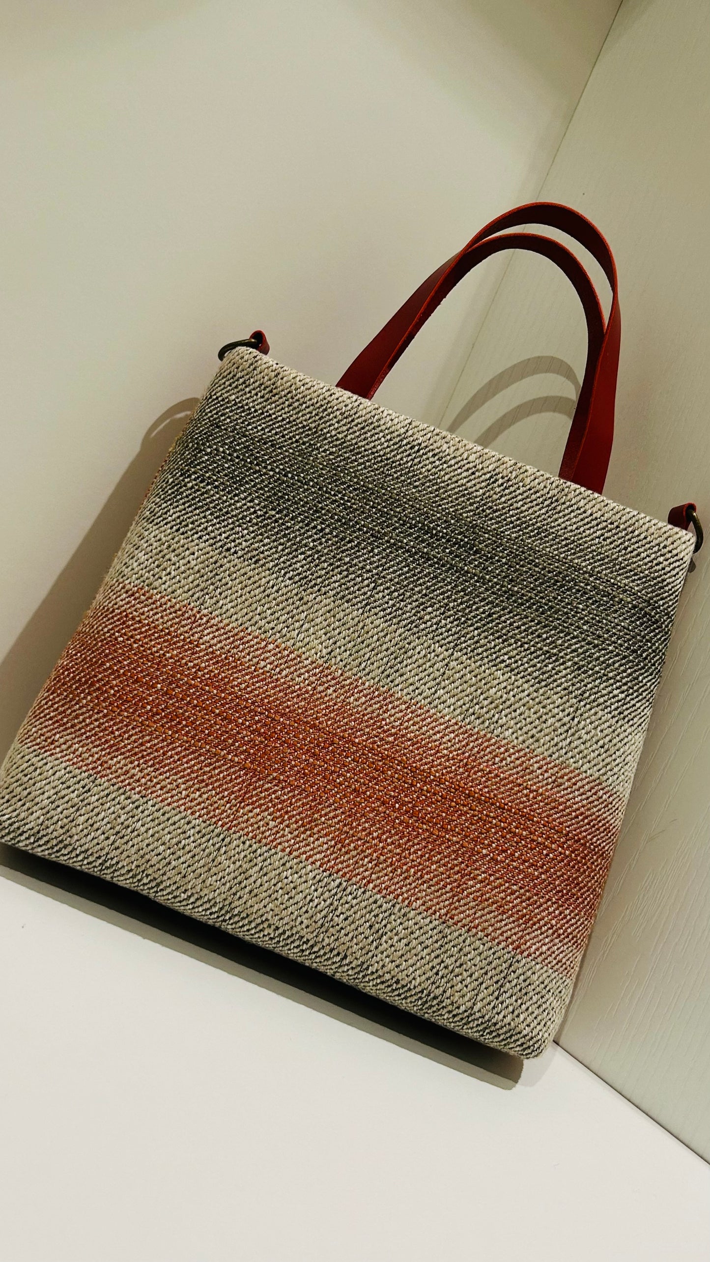 Bolso Trapeze Bag Kingston Rojo