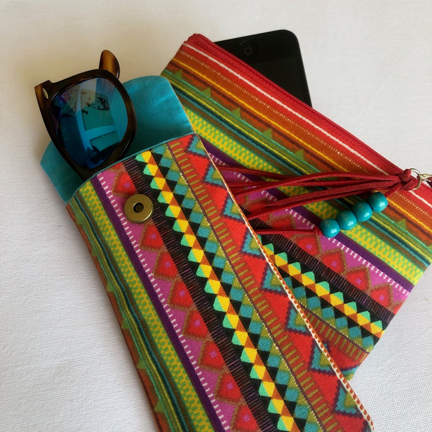 Conjunto-Monedero-Multiusos-Funda-de-Gafas-Madagascar